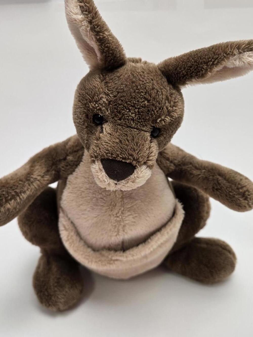 Gund "Jirra" the Kangaroo Plush, Vintage Collectible! (10 inch)